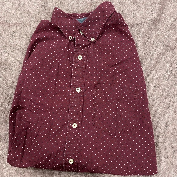 Other - 🌸🌸Men’s maroon polka dot dress shirt